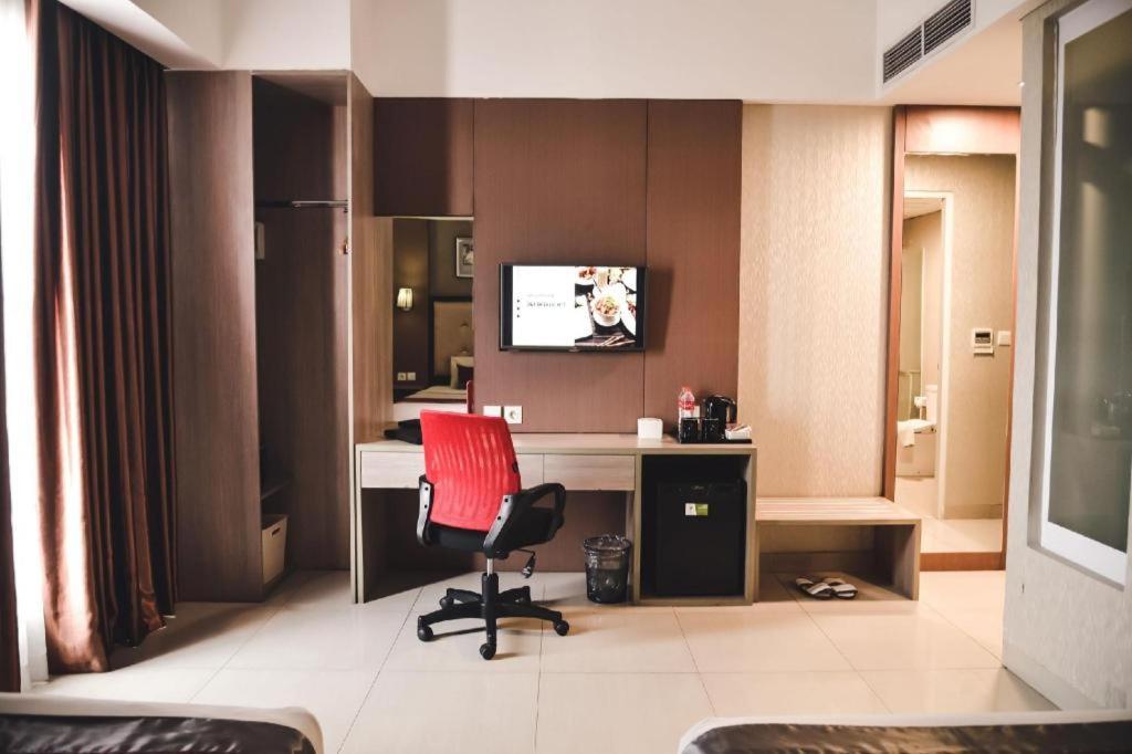 Travello Hotel Бандунг Екстер'єр фото