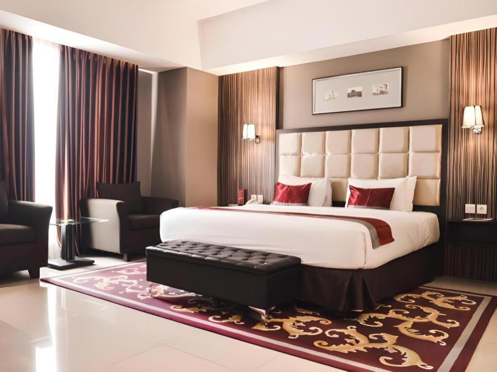 Travello Hotel Бандунг Екстер'єр фото