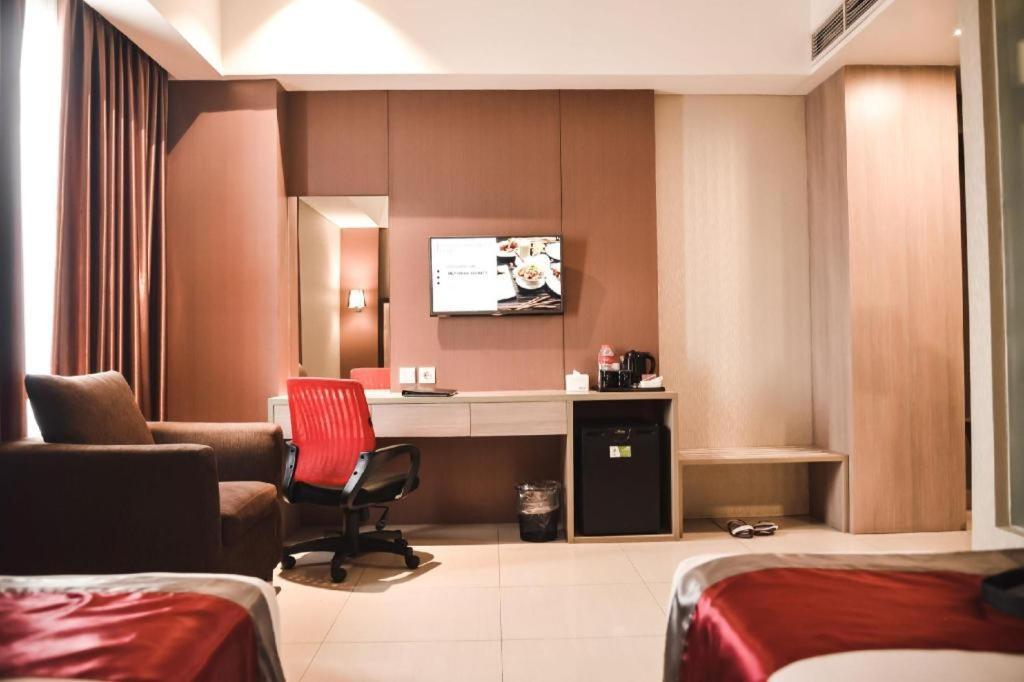 Travello Hotel Бандунг Екстер'єр фото