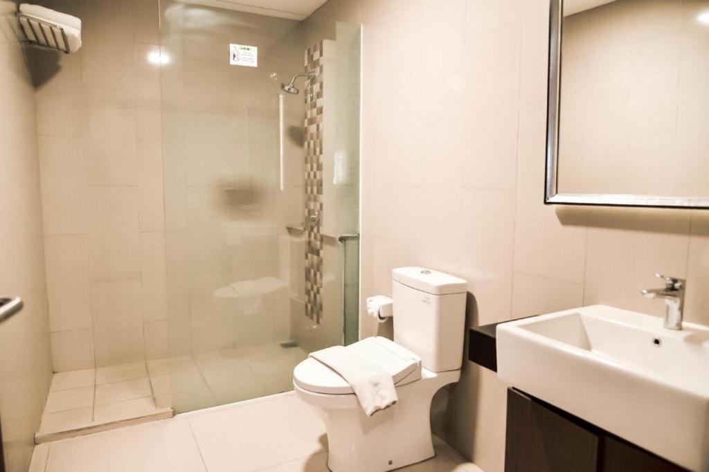 Travello Hotel Бандунг Екстер'єр фото