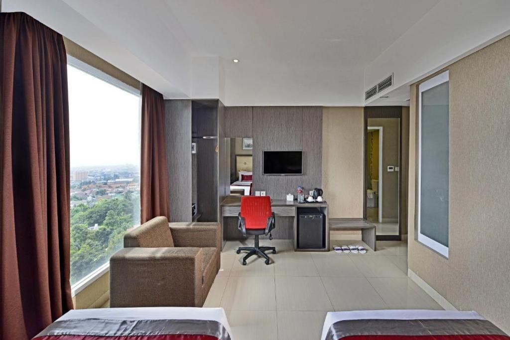 Travello Hotel Бандунг Екстер'єр фото