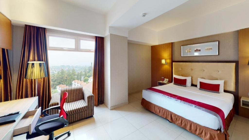 Travello Hotel Бандунг Екстер'єр фото