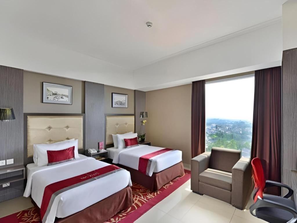Travello Hotel Бандунг Екстер'єр фото