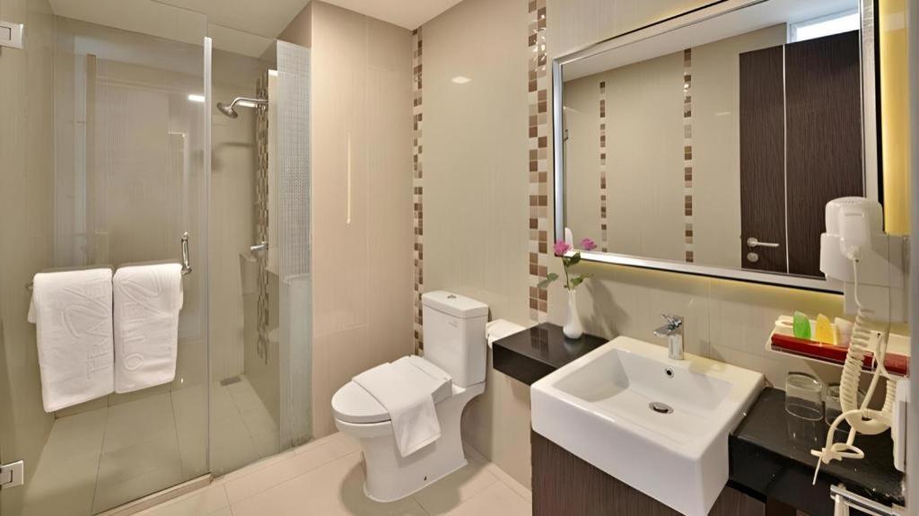 Travello Hotel Бандунг Екстер'єр фото