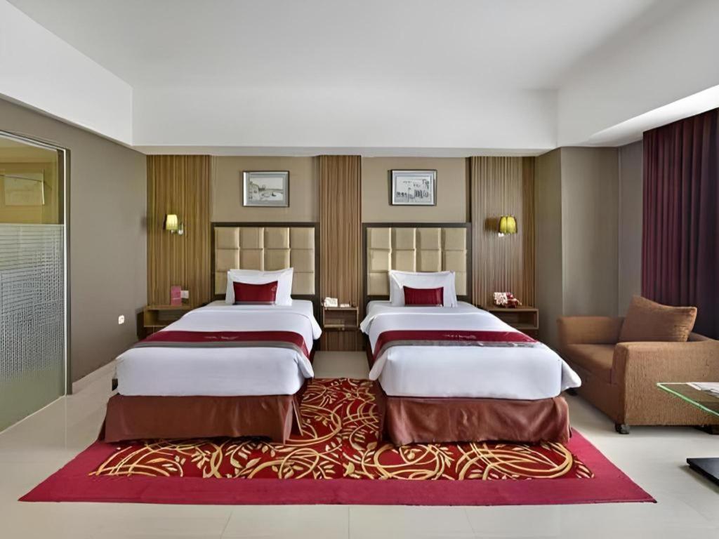 Travello Hotel Бандунг Екстер'єр фото